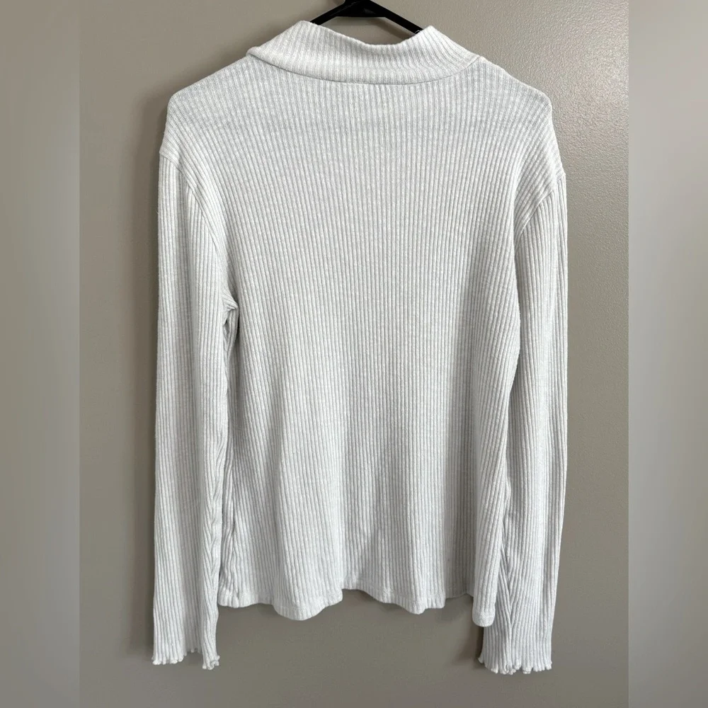 J.Crew ivory ribbed mock neck sweater gold‎ button shoulder accent Women’s L